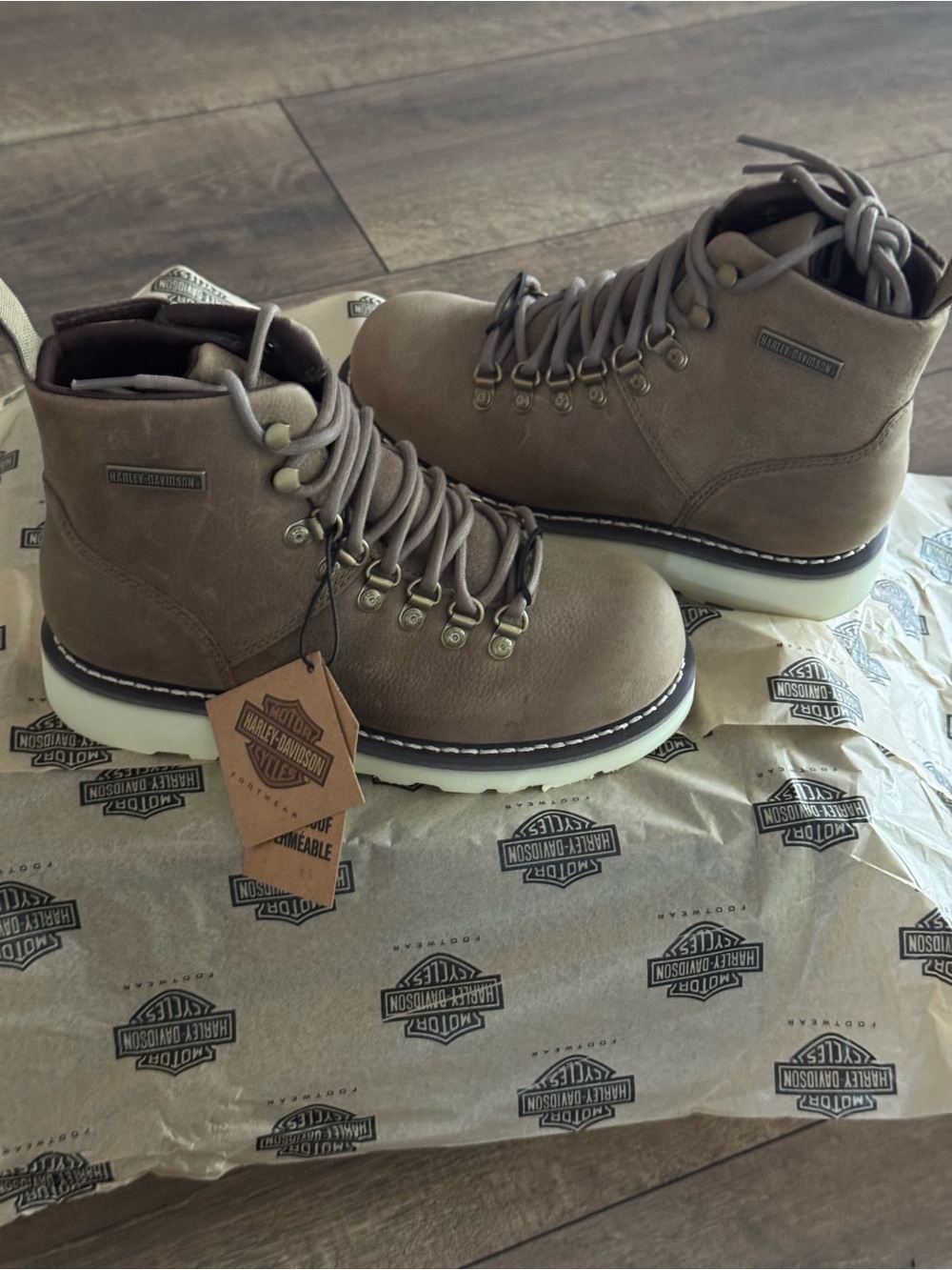 Harley-Davidson Denway Motorcycle Boots med beige/tan leather color  size 5.5